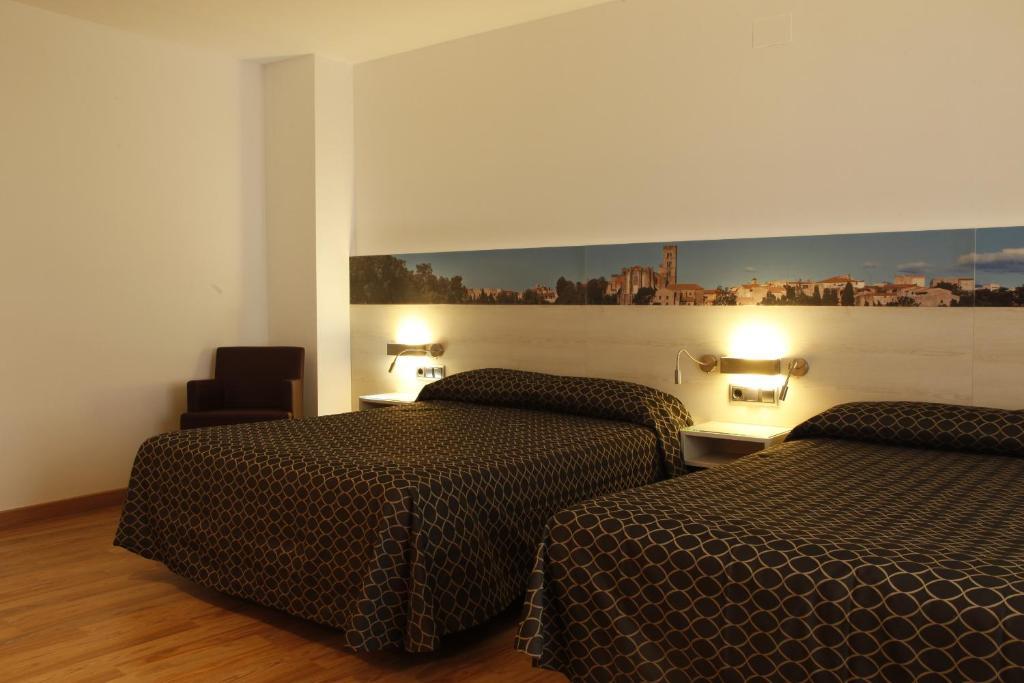 Hotel Canet 카스테요 뎀푸리에스 객실 사진